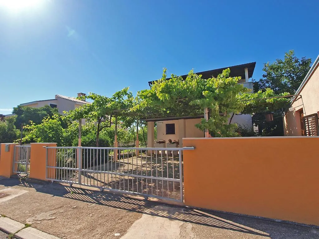 Apartments Jan 325 Banjole Croácia